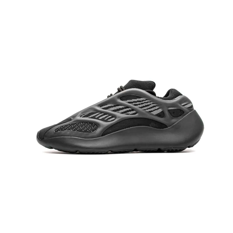 Yeezy 700 V3 “Alvah”Real Boost