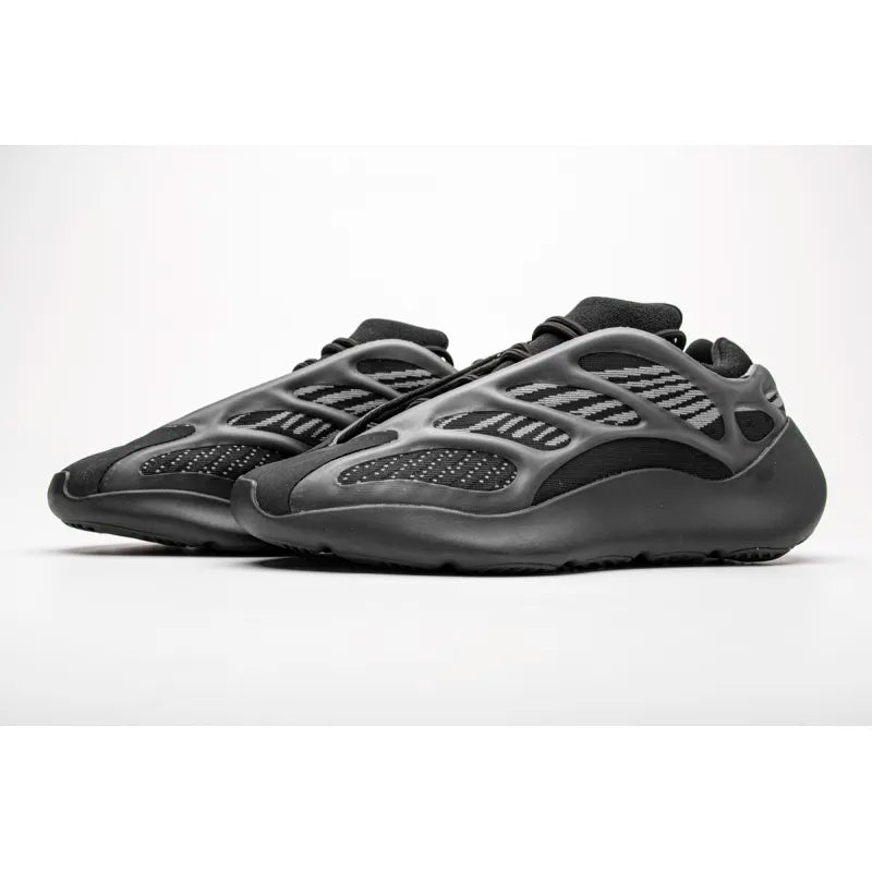 Yeezy 700 V3 “Alvah”Real Boost